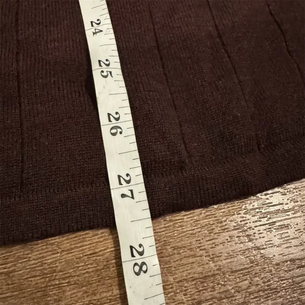 Banana Republic Merino Wool Sweater L Chocolate Brown VNeck Ribbed Academia READ
